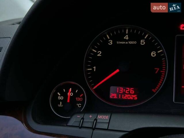 Красный Ауди А4, объемом двигателя 1.98 л и пробегом 229 тыс. км за 7300 $, фото 24 на Automoto.ua