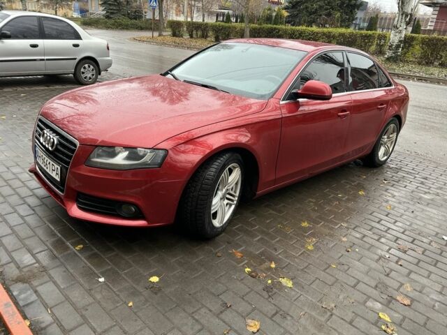 Красный Ауди А4, объемом двигателя 3.2 л и пробегом 201 тыс. км за 8500 $, фото 1 на Automoto.ua