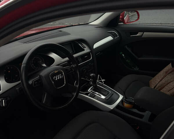 Червоний Ауді А4, об'ємом двигуна 1.8 л та пробігом 225 тис. км за 9500 $, фото 5 на Automoto.ua