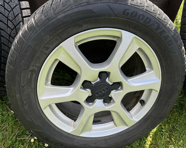 Красный Ауди А4, объемом двигателя 1.8 л и пробегом 152 тыс. км за 8750 $, фото 15 на Automoto.ua