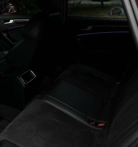 Червоний Ауді А4, об'ємом двигуна 1.8 л та пробігом 191 тис. км за 12000 $, фото 4 на Automoto.ua