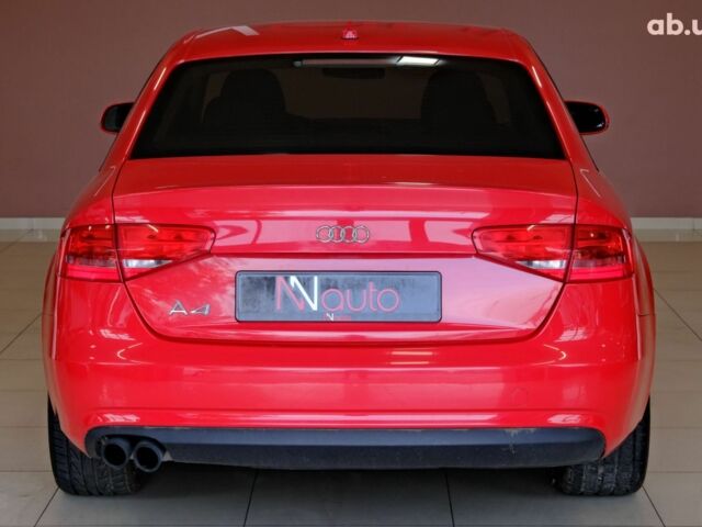 Красный Ауди А4, объемом двигателя 2 л и пробегом 171 тыс. км за 13500 $, фото 5 на Automoto.ua