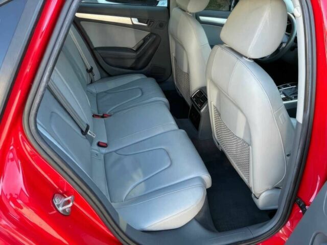 Красный Ауди А4, объемом двигателя 2 л и пробегом 86 тыс. км за 9500 $, фото 8 на Automoto.ua