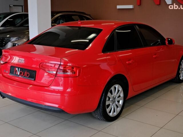 Красный Ауди А4, объемом двигателя 2 л и пробегом 171 тыс. км за 13500 $, фото 4 на Automoto.ua