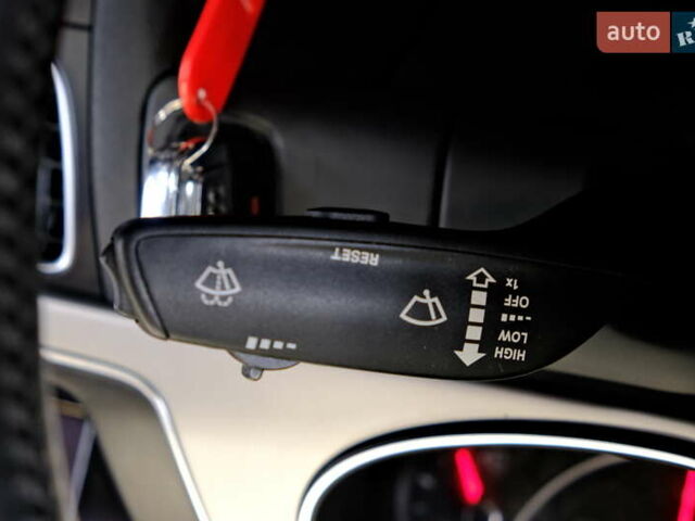 Красный Ауди А4, объемом двигателя 1.98 л и пробегом 171 тыс. км за 13500 $, фото 49 на Automoto.ua