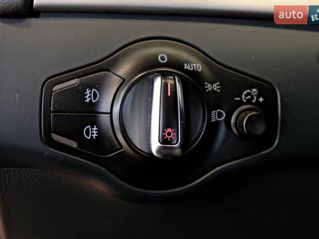 Красный Ауди А4, объемом двигателя 1.98 л и пробегом 171 тыс. км за 13500 $, фото 46 на Automoto.ua