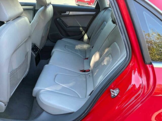 Красный Ауди А4, объемом двигателя 2 л и пробегом 86 тыс. км за 9500 $, фото 9 на Automoto.ua