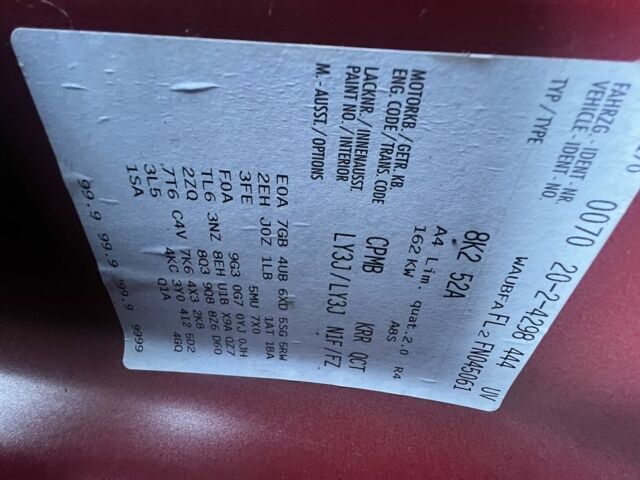 Червоний Ауді А4, об'ємом двигуна 2 л та пробігом 196 тис. км за 12800 $, фото 5 на Automoto.ua