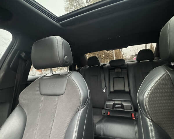 Красный Ауди А4, объемом двигателя 1.98 л и пробегом 136 тыс. км за 18300 $, фото 8 на Automoto.ua