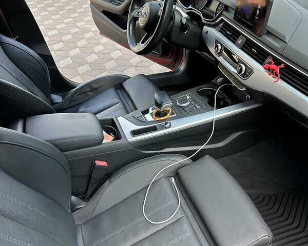 Красный Ауди А4, объемом двигателя 1.98 л и пробегом 100 тыс. км за 22400 $, фото 12 на Automoto.ua