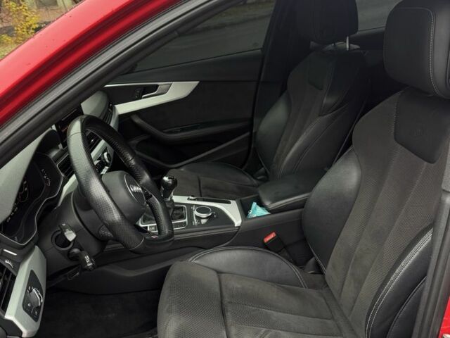 Красный Ауди А4, объемом двигателя 2 л и пробегом 136 тыс. км за 18300 $, фото 5 на Automoto.ua