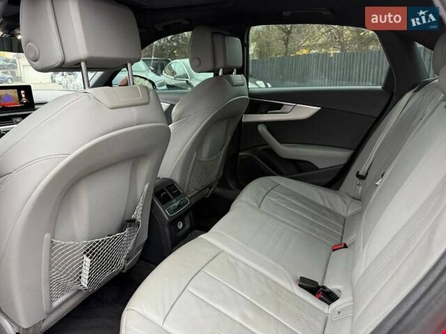 Красный Ауди А4, объемом двигателя 1.98 л и пробегом 222 тыс. км за 11800 $, фото 11 на Automoto.ua