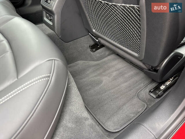 Красный Ауди А4, объемом двигателя 2 л и пробегом 15 тыс. км за 31000 $, фото 53 на Automoto.ua