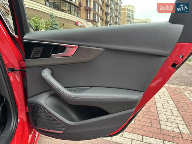 Красный Ауди А4, объемом двигателя 2 л и пробегом 15 тыс. км за 31000 $, фото 63 на Automoto.ua