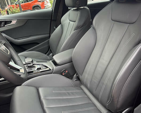 Красный Ауди А4, объемом двигателя 2 л и пробегом 15 тыс. км за 31000 $, фото 38 на Automoto.ua