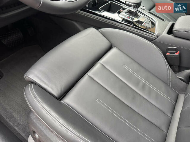 Красный Ауди А4, объемом двигателя 2 л и пробегом 15 тыс. км за 31000 $, фото 47 на Automoto.ua