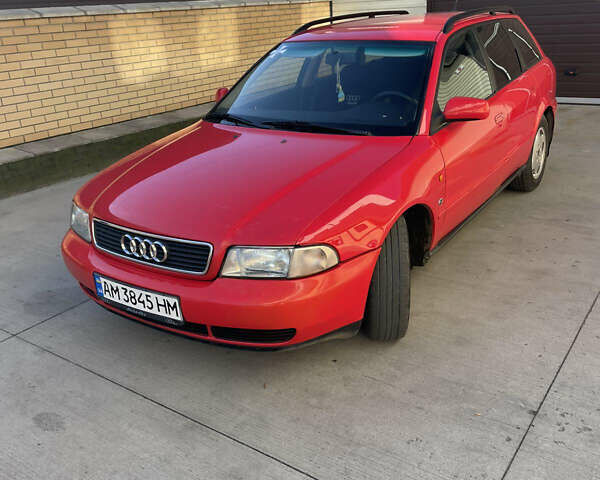 Красный Ауди А4, объемом двигателя 1.8 л и пробегом 420 тыс. км за 2700 $, фото 1 на Automoto.ua