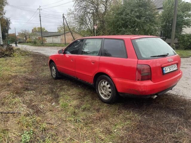 Красный Ауди А4, объемом двигателя 1.6 л и пробегом 1 тыс. км за 2700 $, фото 5 на Automoto.ua