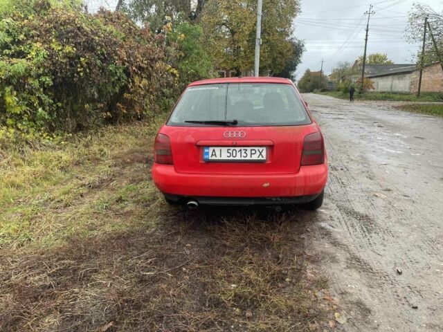 Красный Ауди А4, объемом двигателя 1.6 л и пробегом 1 тыс. км за 2700 $, фото 3 на Automoto.ua