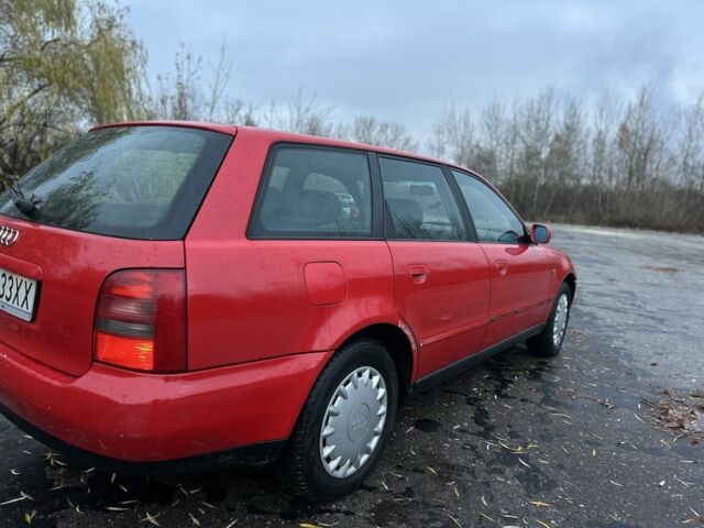 Красный Ауди А4, объемом двигателя 1.9 л и пробегом 380 тыс. км за 1750 $, фото 7 на Automoto.ua