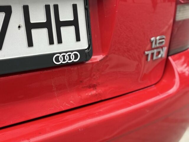 Красный Ауди А4, объемом двигателя 1.6 л и пробегом 315 тыс. км за 3350 $, фото 19 на Automoto.ua