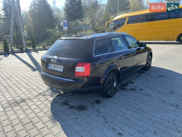 Красный Ауди А4, объемом двигателя 2.5 л и пробегом 300 тыс. км за 3200 $, фото 9 на Automoto.ua