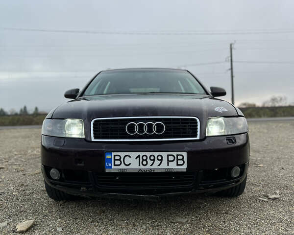 Червоний Ауді А4, об'ємом двигуна 2.5 л та пробігом 300 тис. км за 2999 $, фото 1 на Automoto.ua