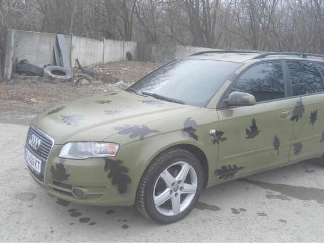 Красный Ауди А4, объемом двигателя 2 л и пробегом 280 тыс. км за 5500 $, фото 2 на Automoto.ua