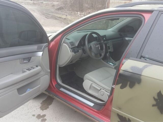 Красный Ауди А4, объемом двигателя 2 л и пробегом 280 тыс. км за 5500 $, фото 4 на Automoto.ua