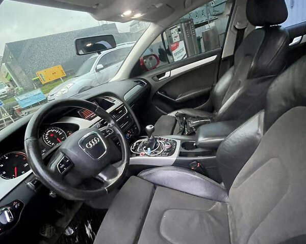 Червоний Ауді А4, об'ємом двигуна 1.97 л та пробігом 330 тис. км за 9000 $, фото 11 на Automoto.ua