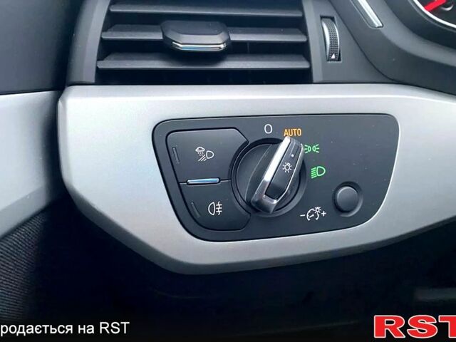 Червоний Ауді А4, об'ємом двигуна 2 л та пробігом 183 тис. км за 20500 $, фото 11 на Automoto.ua