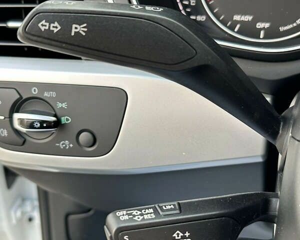 Ауди А4, объемом двигателя 2 л и пробегом 147 тыс. км за 20250 $, фото 19 на Automoto.ua