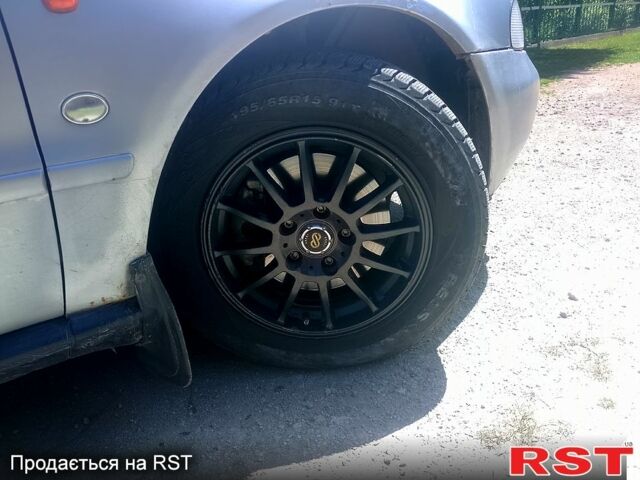 Ауди А4, объемом двигателя 2.6 л и пробегом 242 тыс. км за 2250 $, фото 4 на Automoto.ua