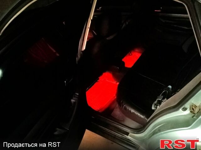 Ауди А4, объемом двигателя 2.6 л и пробегом 242 тыс. км за 2250 $, фото 9 на Automoto.ua