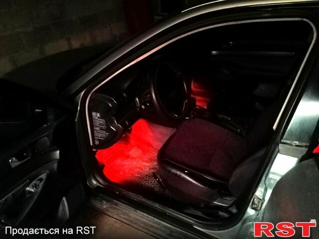 Ауди А4, объемом двигателя 2.6 л и пробегом 242 тыс. км за 2250 $, фото 8 на Automoto.ua