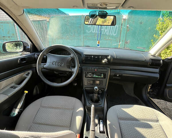 Ауди А4, объемом двигателя 1.9 л и пробегом 315 тыс. км за 2000 $, фото 2 на Automoto.ua