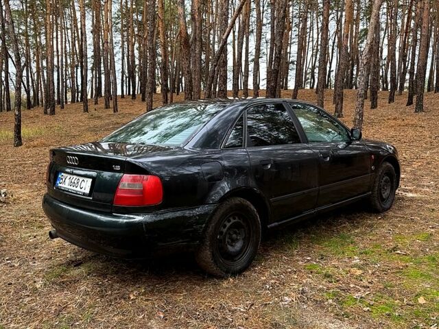 Ауди А4, объемом двигателя 1.6 л и пробегом 365 тыс. км за 2300 $, фото 4 на Automoto.ua