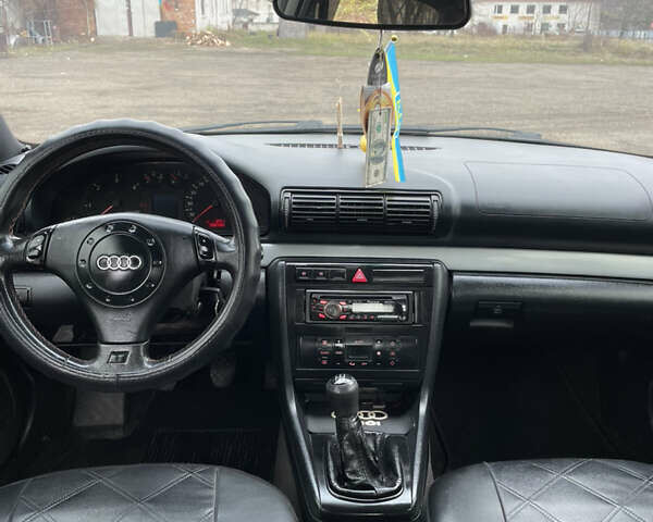 Ауди А4, объемом двигателя 1.9 л и пробегом 390 тыс. км за 4200 $, фото 11 на Automoto.ua