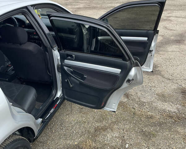 Ауди А4, объемом двигателя 1.9 л и пробегом 390 тыс. км за 4200 $, фото 14 на Automoto.ua