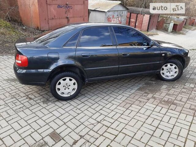 Ауди А4, объемом двигателя 1.6 л и пробегом 262 тыс. км за 4300 $, фото 11 на Automoto.ua