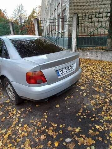 Ауди А4, объемом двигателя 1.8 л и пробегом 260 тыс. км за 3650 $, фото 4 на Automoto.ua
