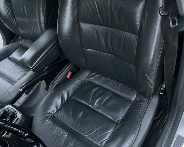 Ауди А4, объемом двигателя 1.9 л и пробегом 430 тыс. км за 4600 $, фото 8 на Automoto.ua