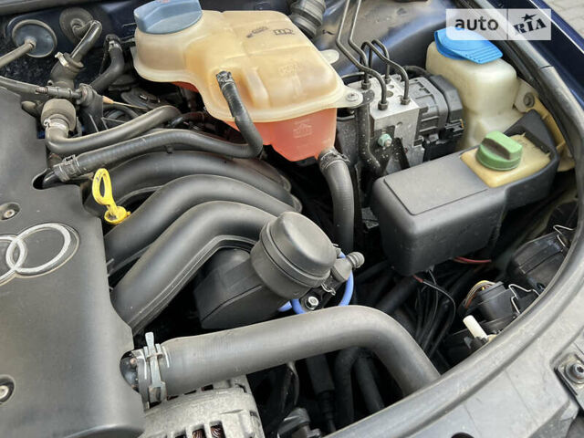 Ауді А4, об'ємом двигуна 1.6 л та пробігом 307 тис. км за 5300 $, фото 94 на Automoto.ua
