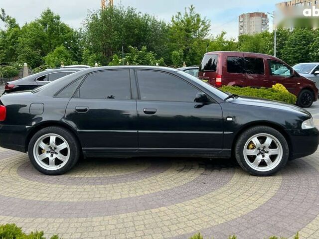 Ауди А4, объемом двигателя 1.6 л и пробегом 278 тыс. км за 4999 $, фото 7 на Automoto.ua