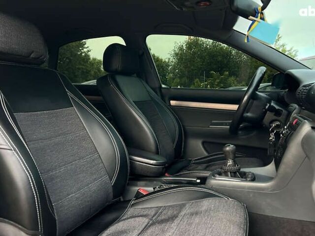 Ауди А4, объемом двигателя 1.6 л и пробегом 278 тыс. км за 4999 $, фото 8 на Automoto.ua