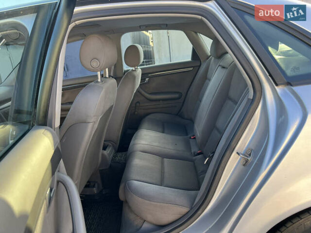 Ауді А4, об'ємом двигуна 2 л та пробігом 300 тис. км за 3850 $, фото 10 на Automoto.ua