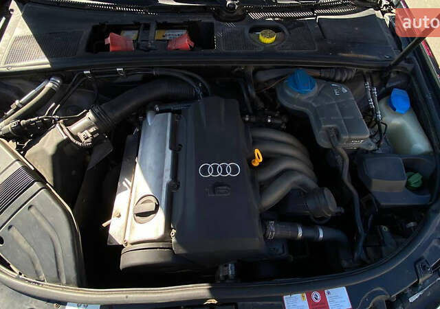 Ауді А4, об'ємом двигуна 1.6 л та пробігом 289 тис. км за 5400 $, фото 11 на Automoto.ua