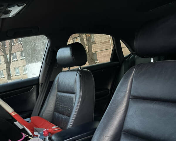 Ауді А4, об'ємом двигуна 2.5 л та пробігом 370 тис. км за 4000 $, фото 7 на Automoto.ua
