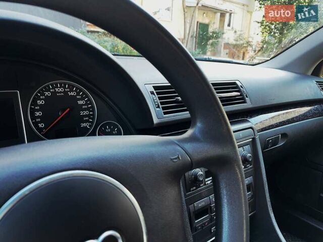 Ауди А4, объемом двигателя 2 л и пробегом 300 тыс. км за 5650 $, фото 11 на Automoto.ua