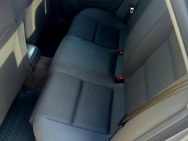 Ауди А4, объемом двигателя 1.8 л и пробегом 430 тыс. км за 6200 $, фото 2 на Automoto.ua